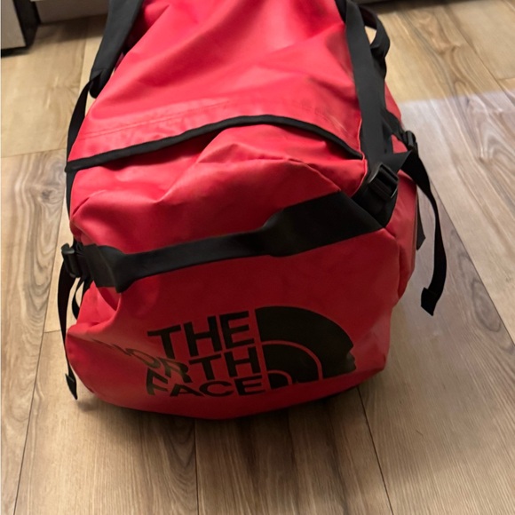 The North Face XXL Red Base Camp Duffel Backpack 150L - Picture 6 of 10